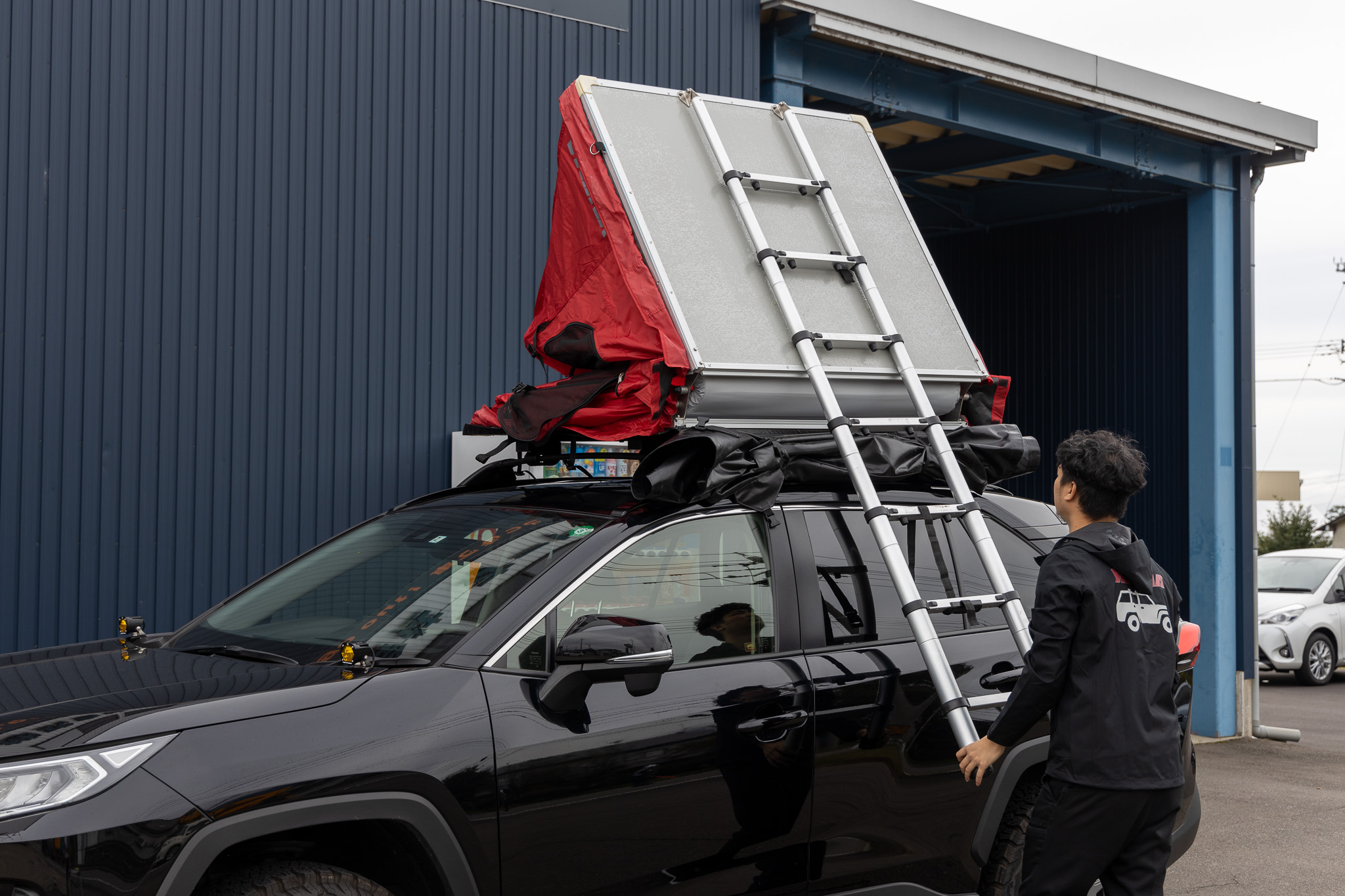 ゆ*ん様 yakima ルーフトップテント スカイライズMサイズテントのみ autoproz-usa_yakima-8007436-2